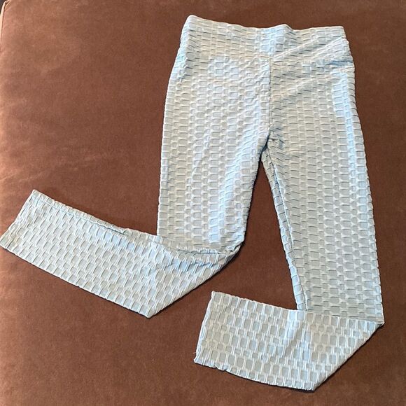 Women’s Leggings/High Waisted Yoga Pants Textured Blue Fabric Size L NEW - Picture 1 of 9